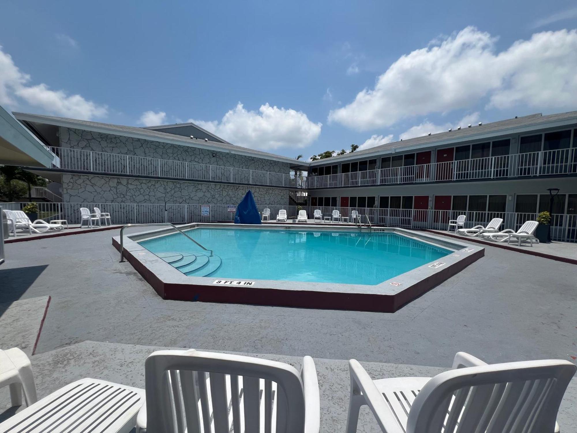Garden Inn Homestead/Everglades/Gateway To Keys Exterior foto