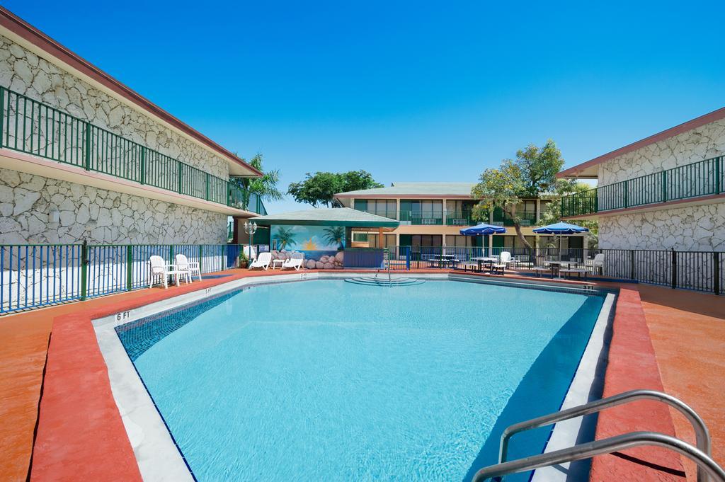 Garden Inn Homestead/Everglades/Gateway To Keys Exterior foto